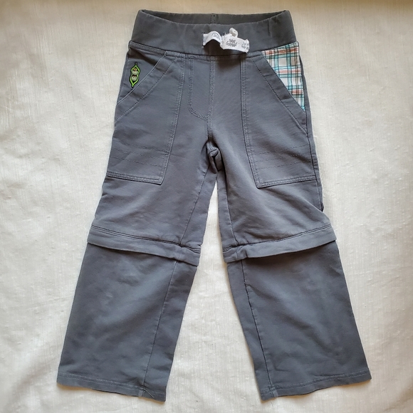Peekaboo Beans 4 pants zip away shorts adjustable - Picture 1 of 4